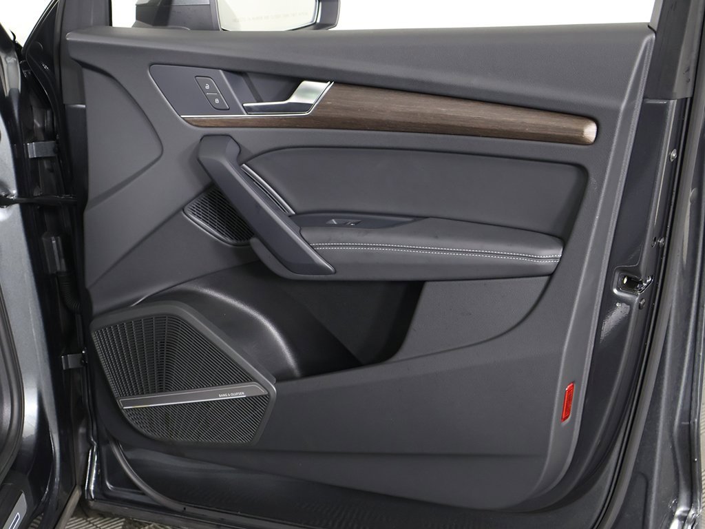 Used 2024 Audi Q5 e Premium Plus image 27