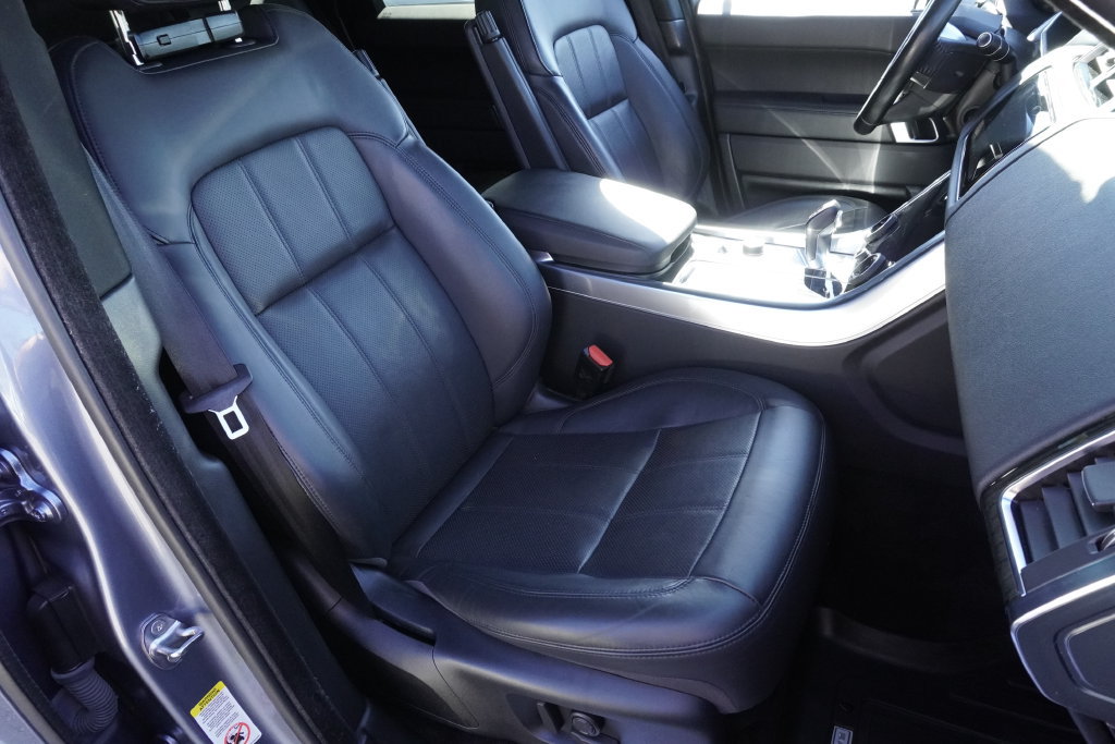Used 2018 Land Rover Range Rover Sport HSE AWD/4WD image 24