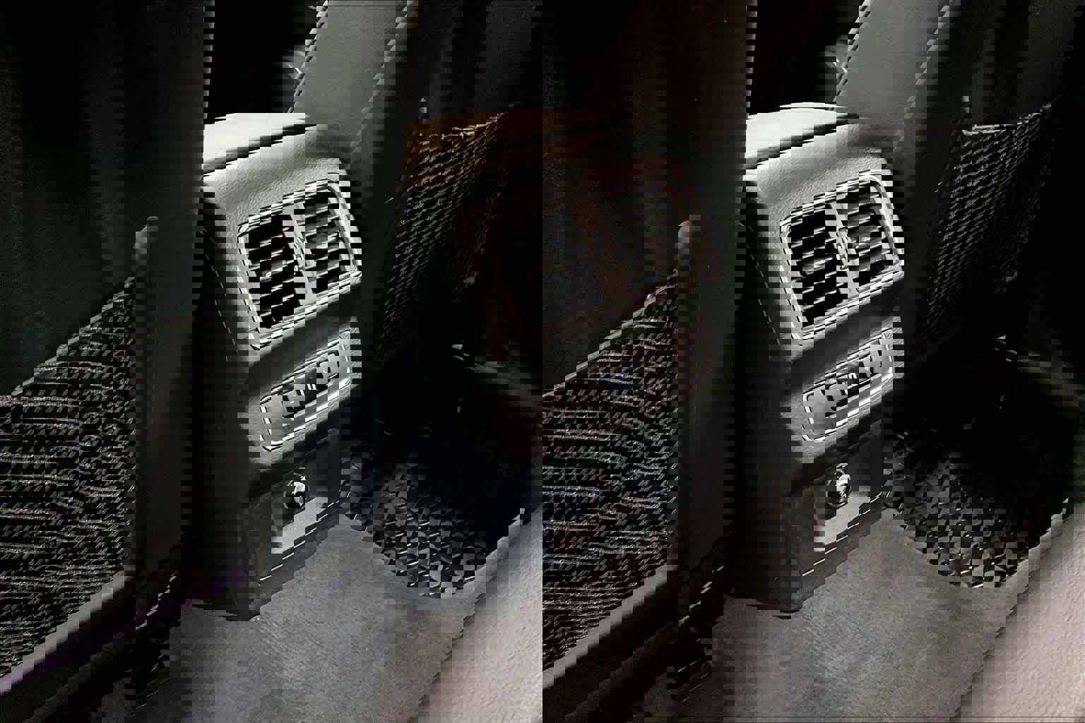 Used 2018 Audi Q5 2.0T Premium Plus w/ Premium Plus Package image 38