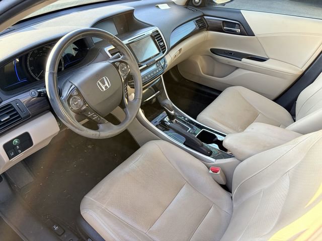 Used 2017 Honda Accord EX-L image 7