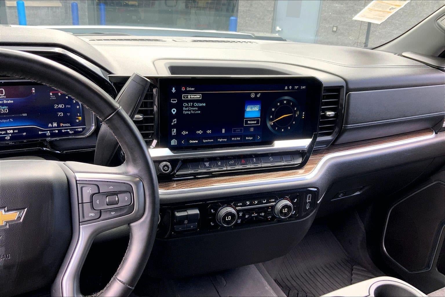Used 2025 Chevrolet Silverado 2500 LT AWD/4WD image 6