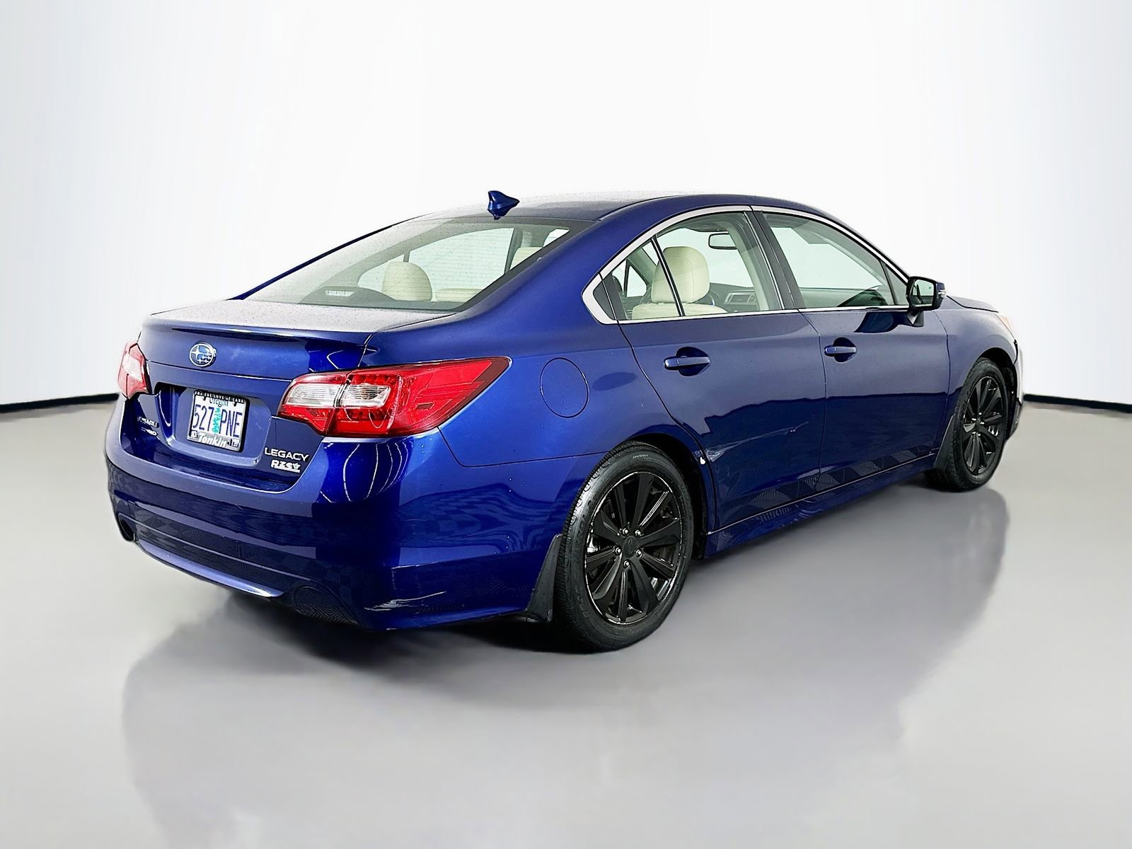 Used 2017 Subaru Legacy 2.5i Limited w/ Popular Package #4 image 8