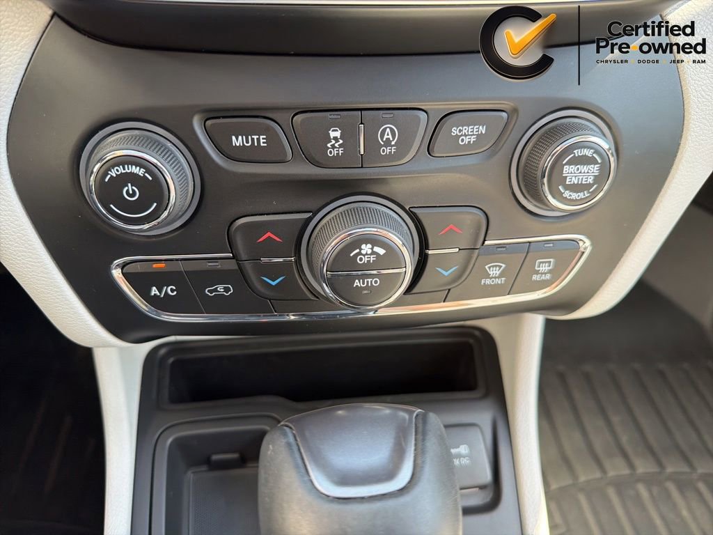 Used 2021 Jeep Cherokee Limited w/ Elite Package FWD image 80