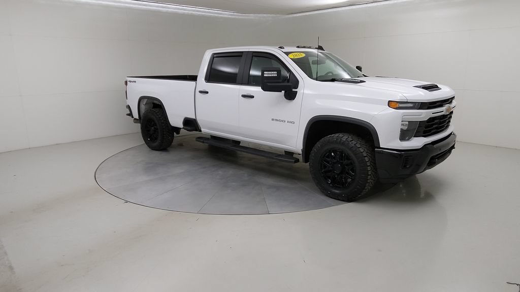 Used 2025 Chevrolet Silverado 2500 Custom w/ Custom Value Package AWD/4WD image 10