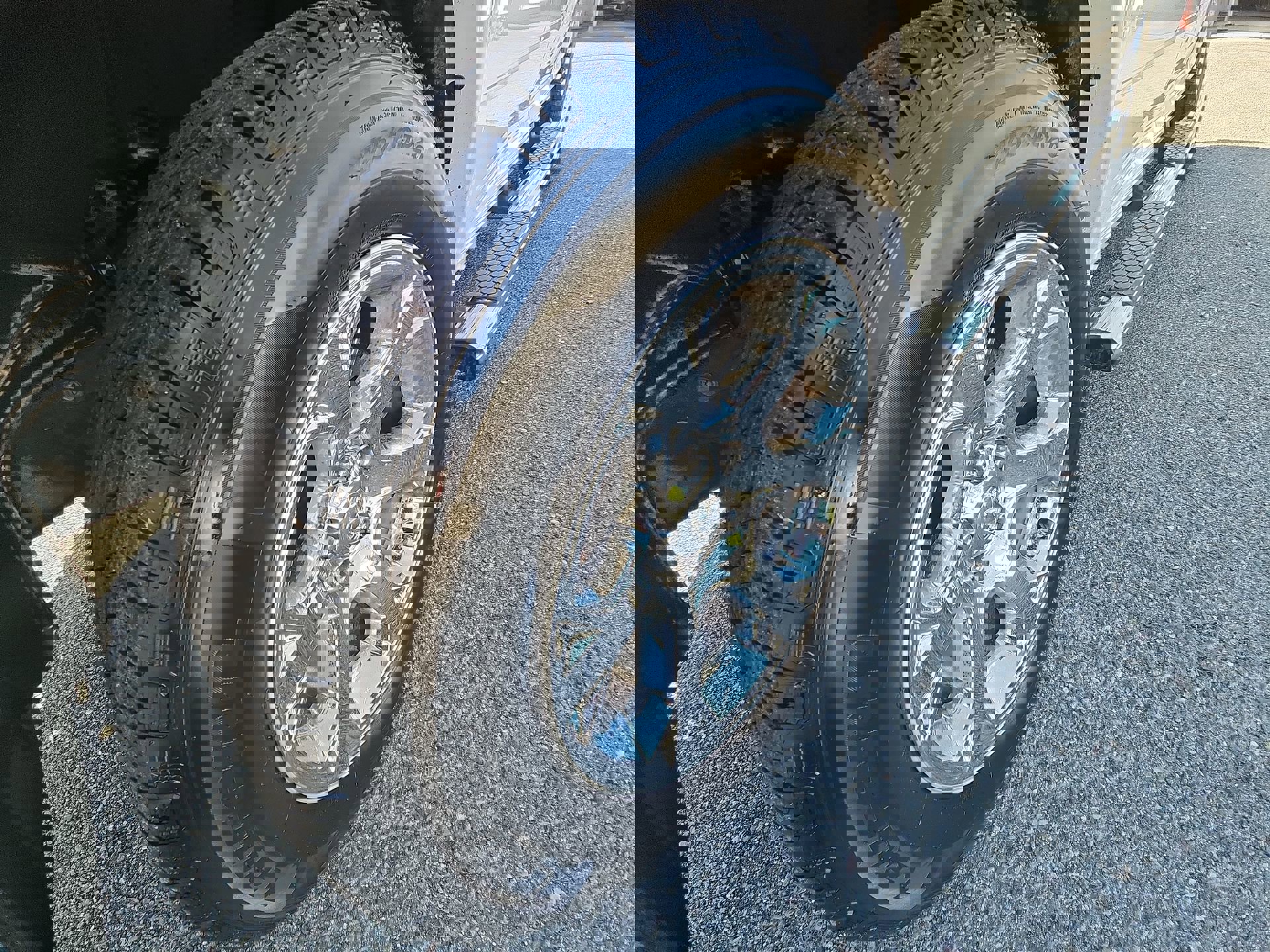 Certified 2018 RAM 1500 Laramie w/ Convenience Group image 18