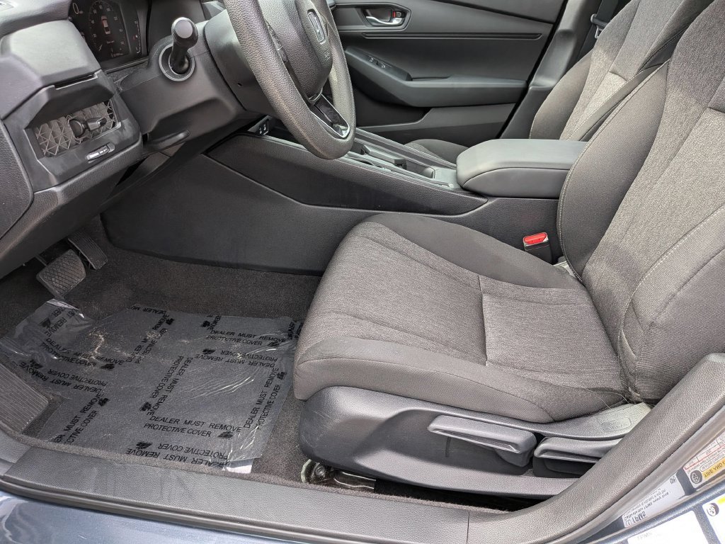 Used 2025 Honda Accord LX image 24