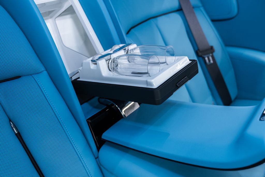 Used 2025 Rolls-Royce Phantom Sedan image 27