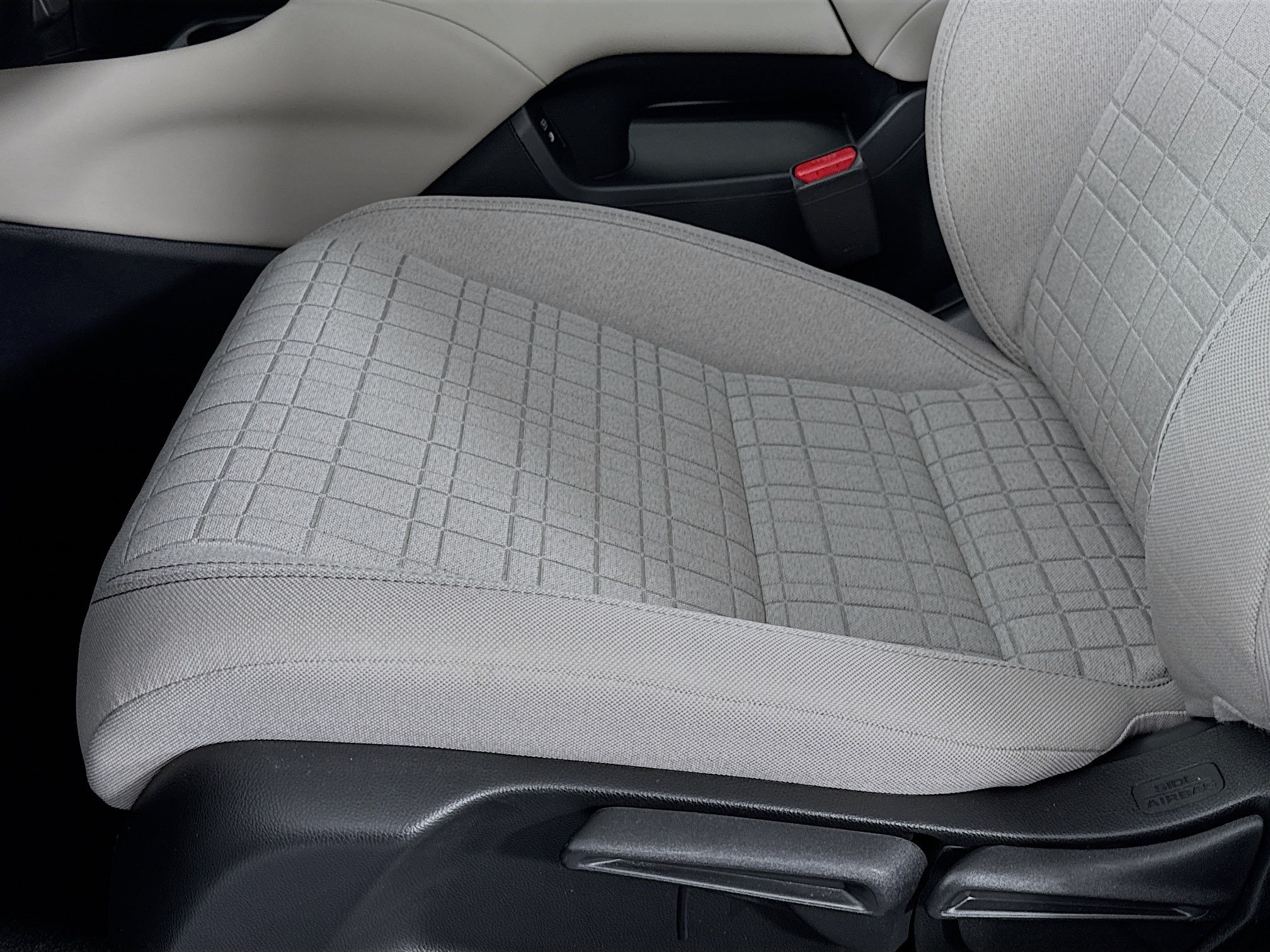 Certified 2024 Honda HR-V LX image 18