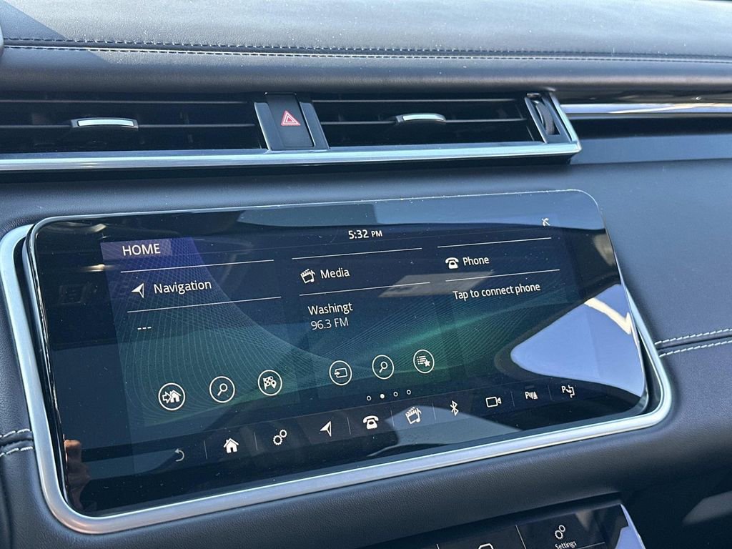 Used 2018 Land Rover Range Rover Velar R-Dynamic HSE AWD/4WD image 11