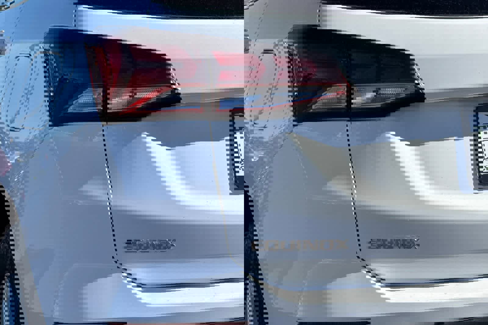 Used 2023 Chevrolet Equinox LT image 31