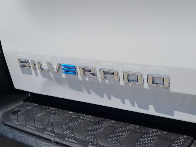 New 2026 Chevrolet Silverado EV LT w/ Plus Package AWD/4WD image 9