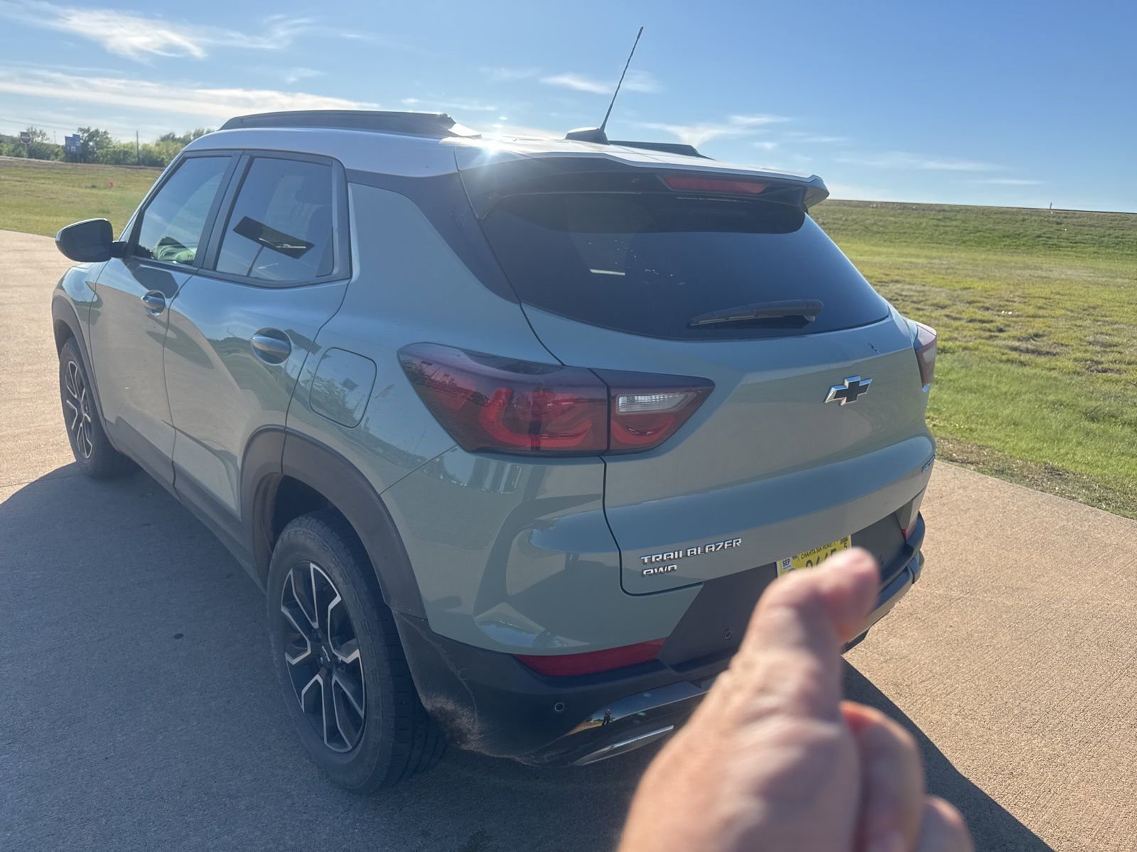 Used 2024 Chevrolet TrailBlazer ACTIV w/ Driver Confidence Package image 3