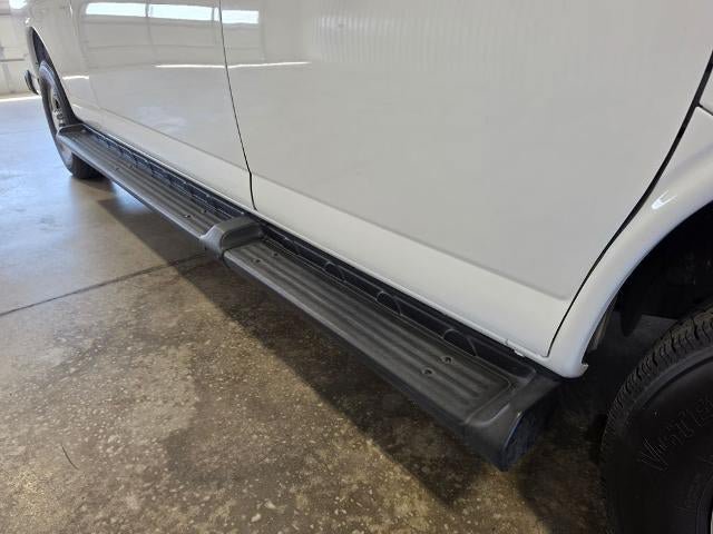 Used 2025 Chevrolet Express 3500 LT w/ LT Preferred Equipment Group RWD image 11
