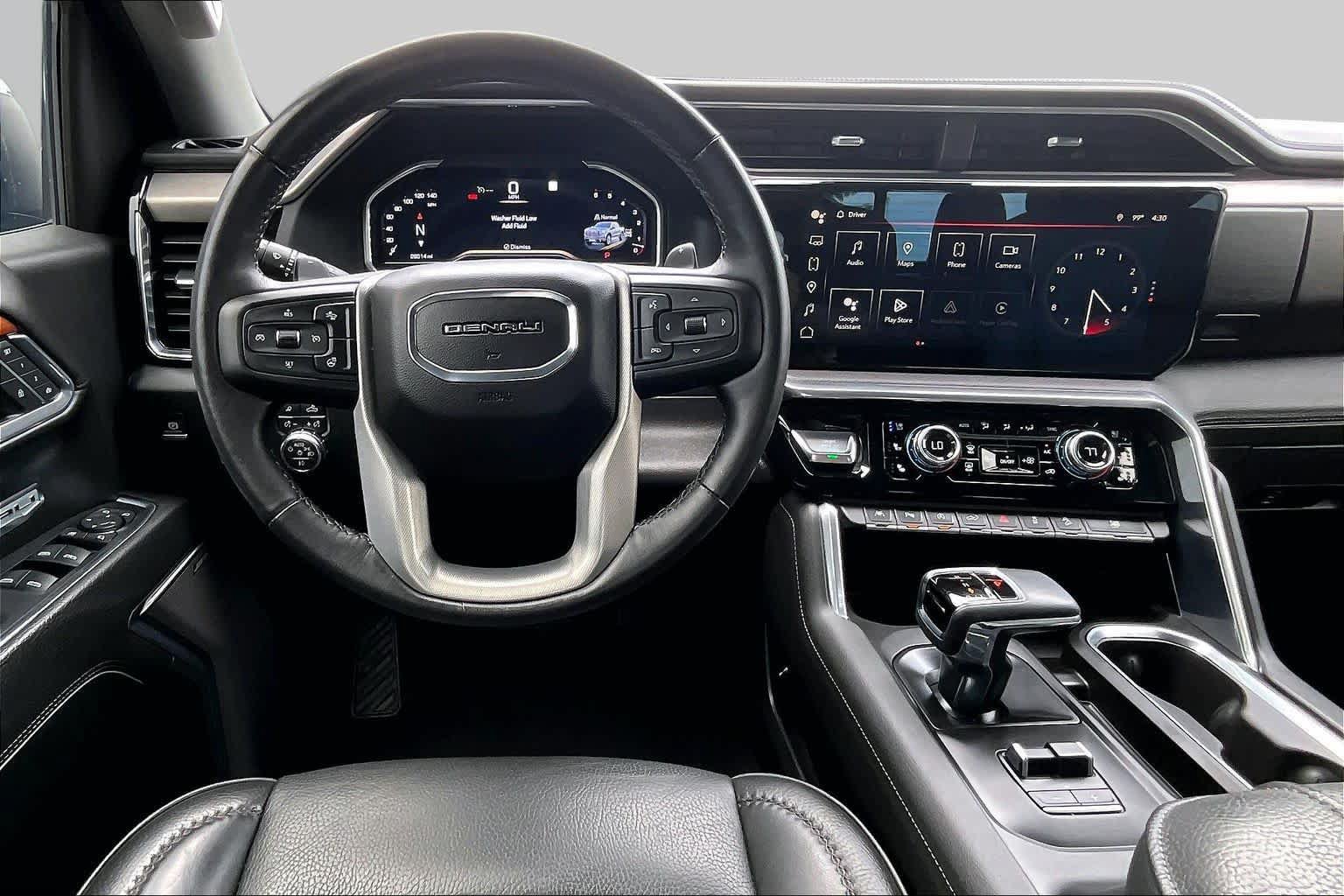 Used 2023 GMC Sierra 1500 Denali AWD/4WD image 6