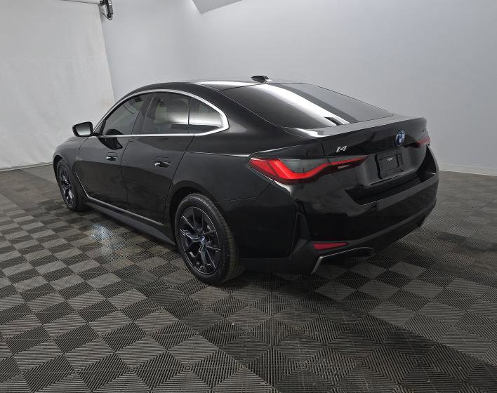 Used 2023 BMW i4 eDrive40 w/ Premium Package RWD image 4