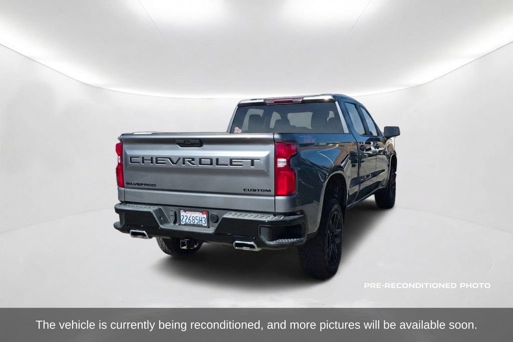 Used 2021 Chevrolet Silverado 1500 Custom Trail Boss w/ LPO, Dark Essentials Package AWD/4WD image 6