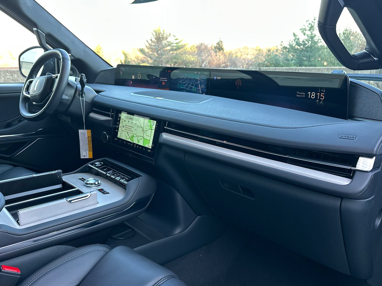 New 2026 Lincoln Navigator Reserve w/ Jet Appearance Package AWD/4WD image 15