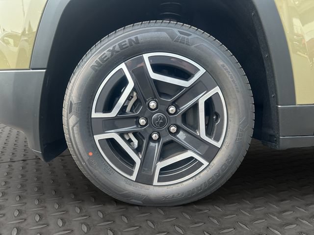 New 2026 Jeep Cherokee Limited AWD/4WD image 25