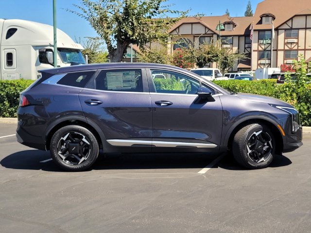 New 2026 Kia Sportage EX FWD image 3