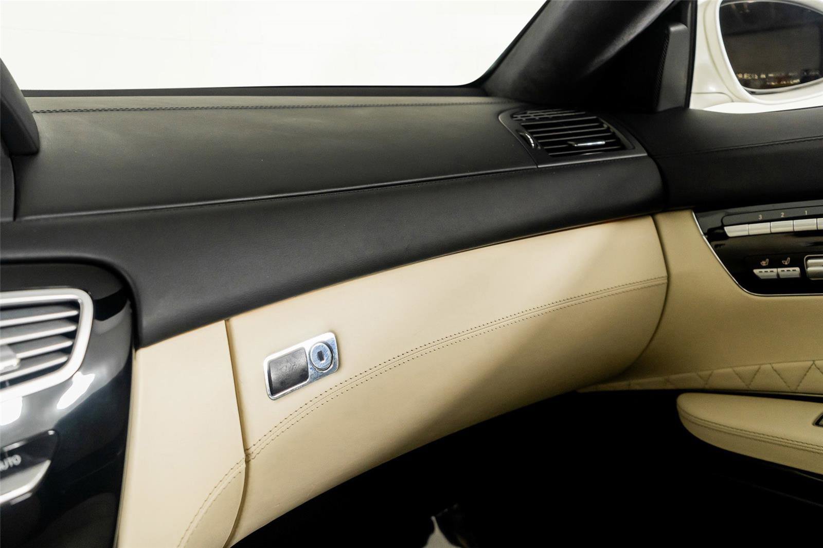 Used 2008 Mercedes-Benz CL 65 AMG image 39