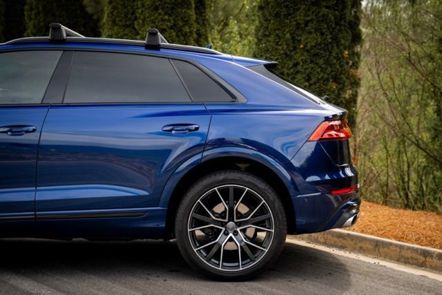 Used 2021 Audi SQ8 Premium Plus w/ SQ8 Black Optic Package image 11
