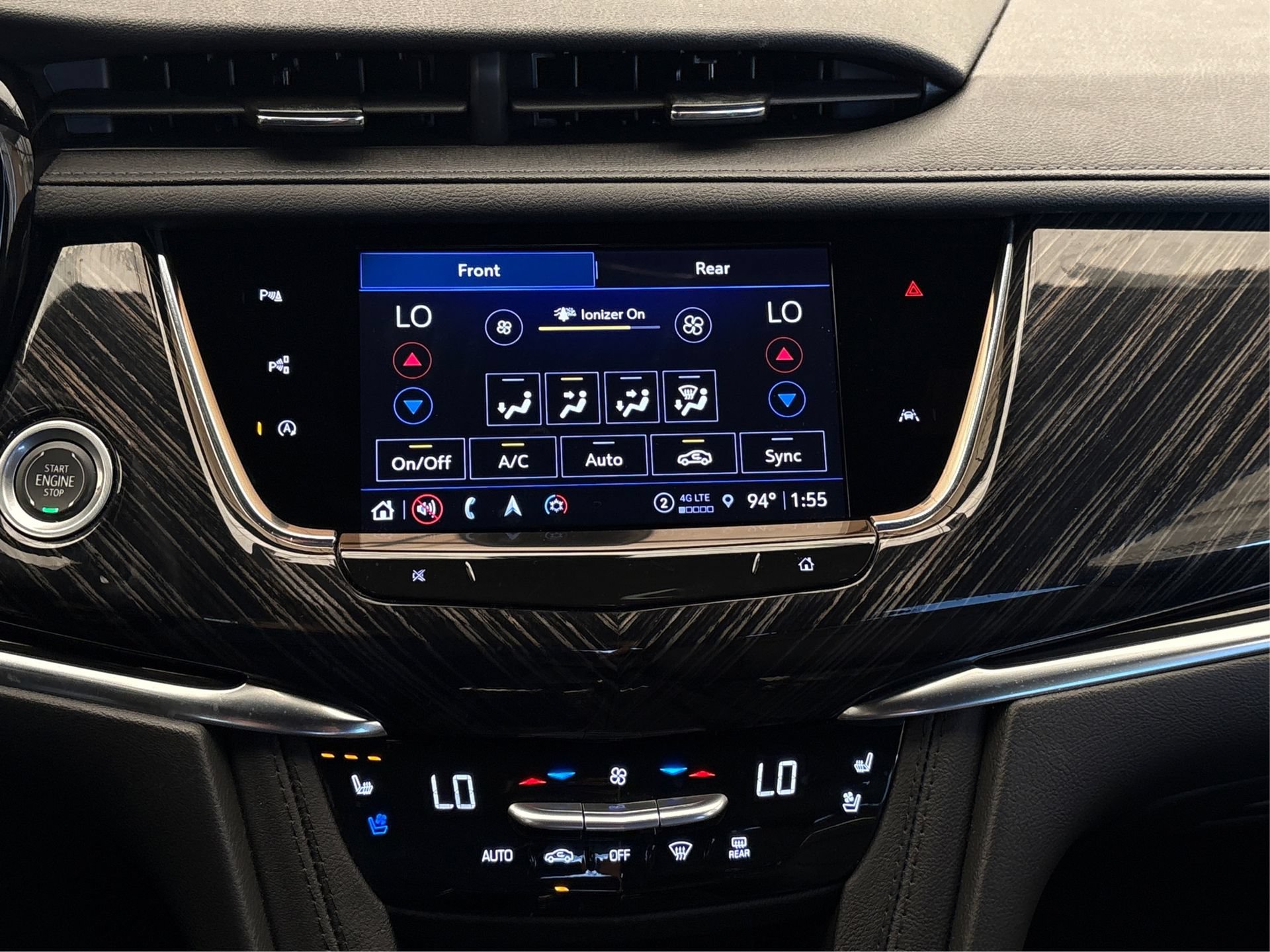 Used 2023 Cadillac XT6 Premium Luxury w/ Technology Package AWD/4WD image 25