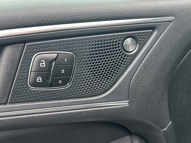 Used 2023 Ford Edge Titanium image 16