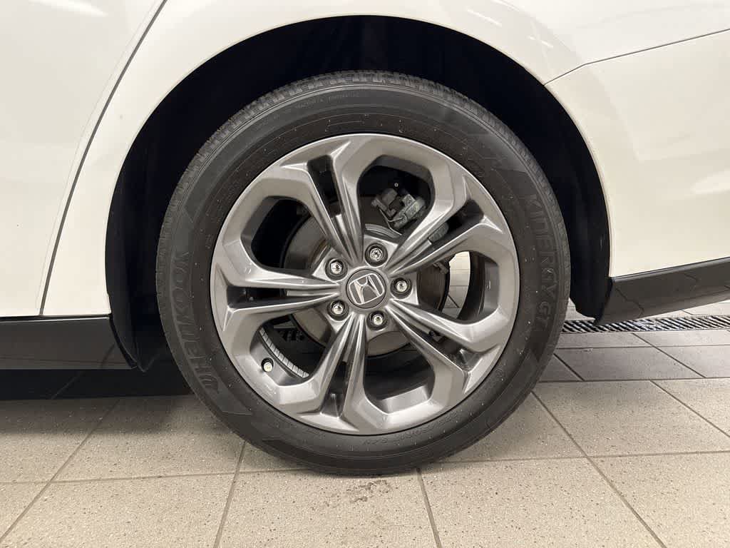 Used 2023 Honda Accord EX-L image 10