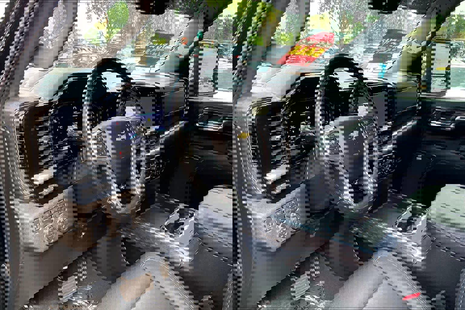 Used 2024 Chevrolet Silverado 3500 LTZ w/ LTZ Premium Package image 13