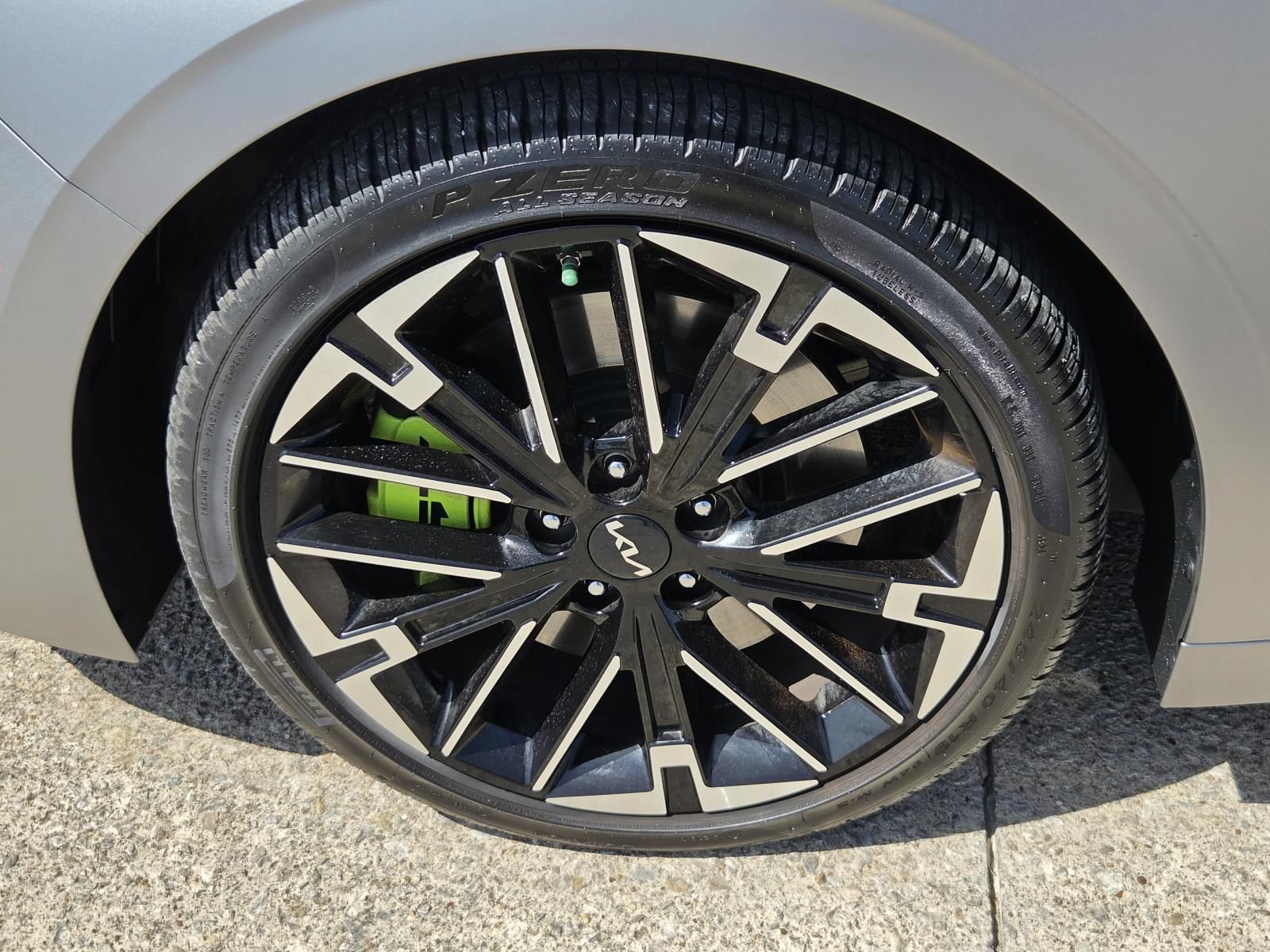 Used 2025 Kia K5 GT FWD image 9