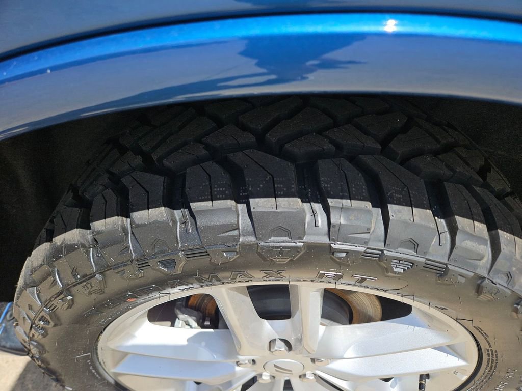 Used 2025 Dodge Durango GT AWD/4WD image 27