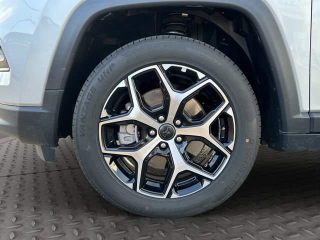 Used 2025 Jeep Compass Limited AWD/4WD image 25