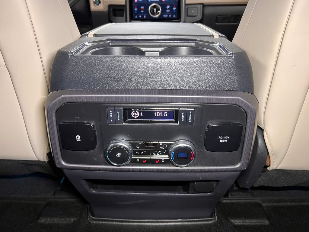 Used 2024 Ford Expedition Max Platinum AWD/4WD image 22