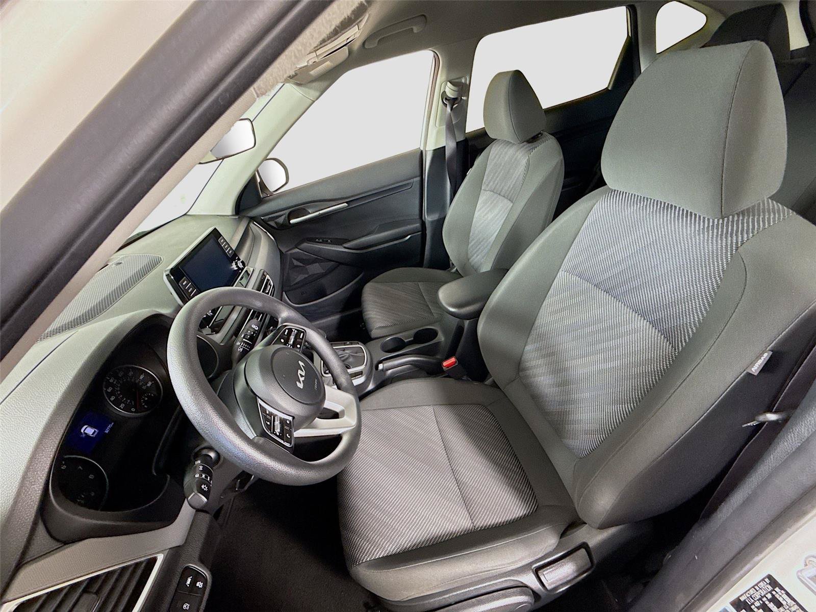 Used 2023 Kia Seltos LX AWD/4WD image 12