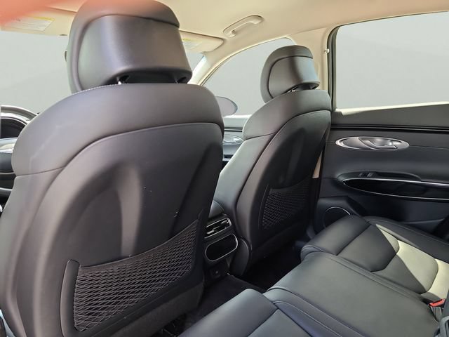 Used 2025 Genesis GV70 2.5T AWD/4WD image 9