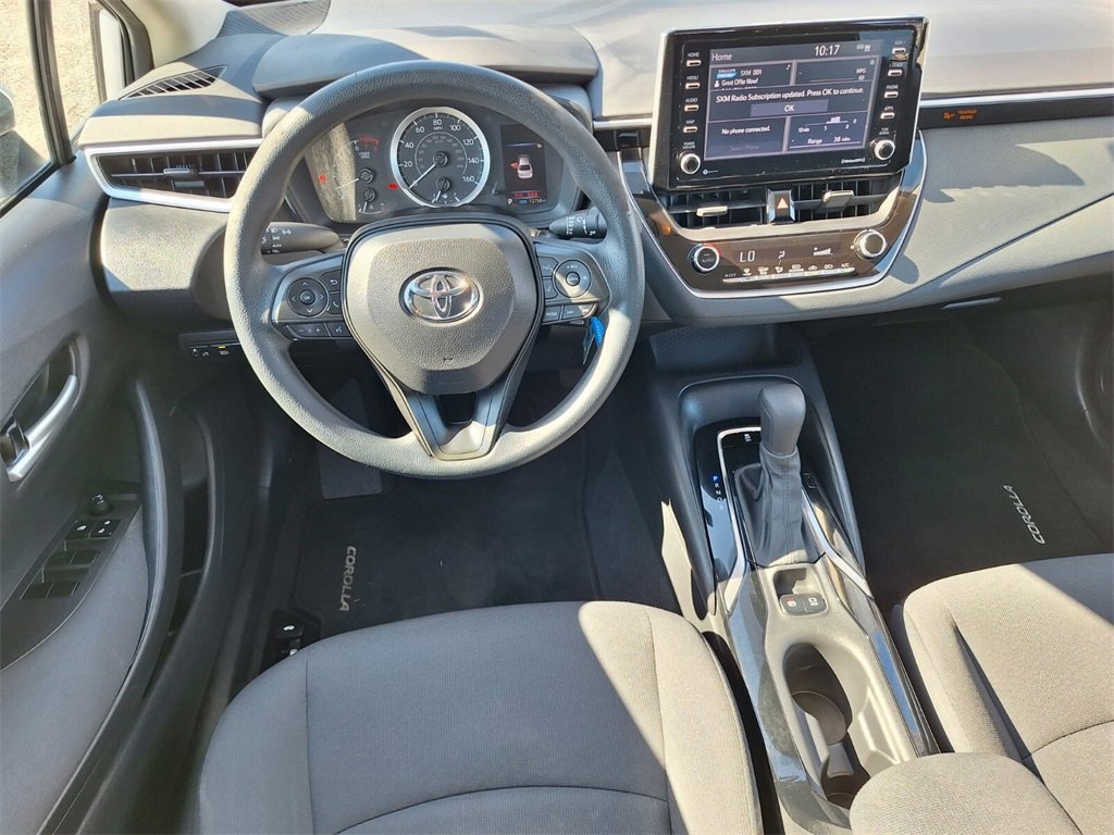 Used 2021 Toyota Corolla LE image 9