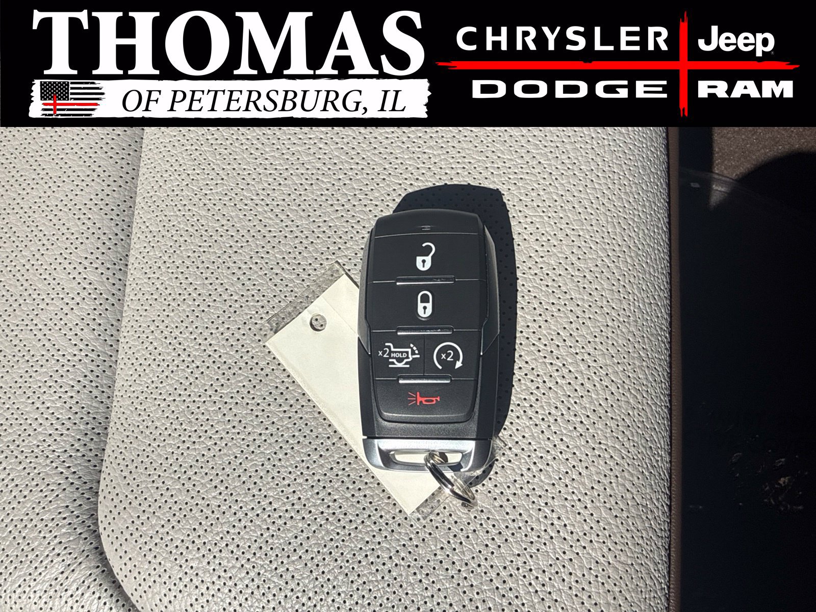 Used 2025 RAM 1500 Laramie AWD/4WD image 32