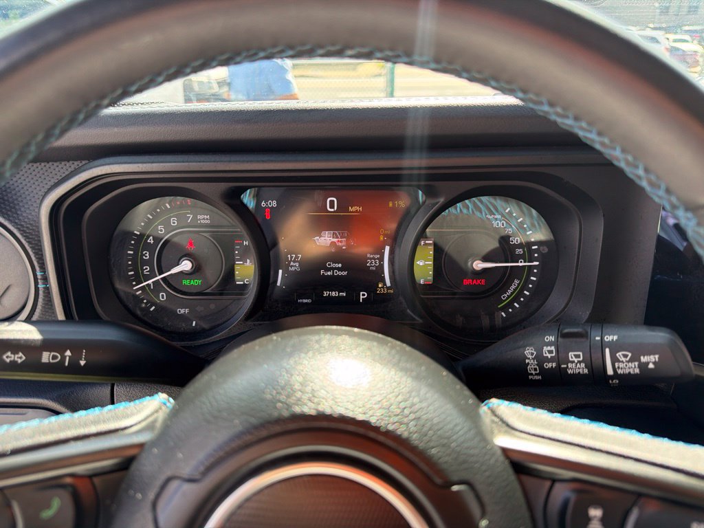 Used 2024 Jeep Wrangler Unlimited Rubicon 4xe AWD/4WD image 31