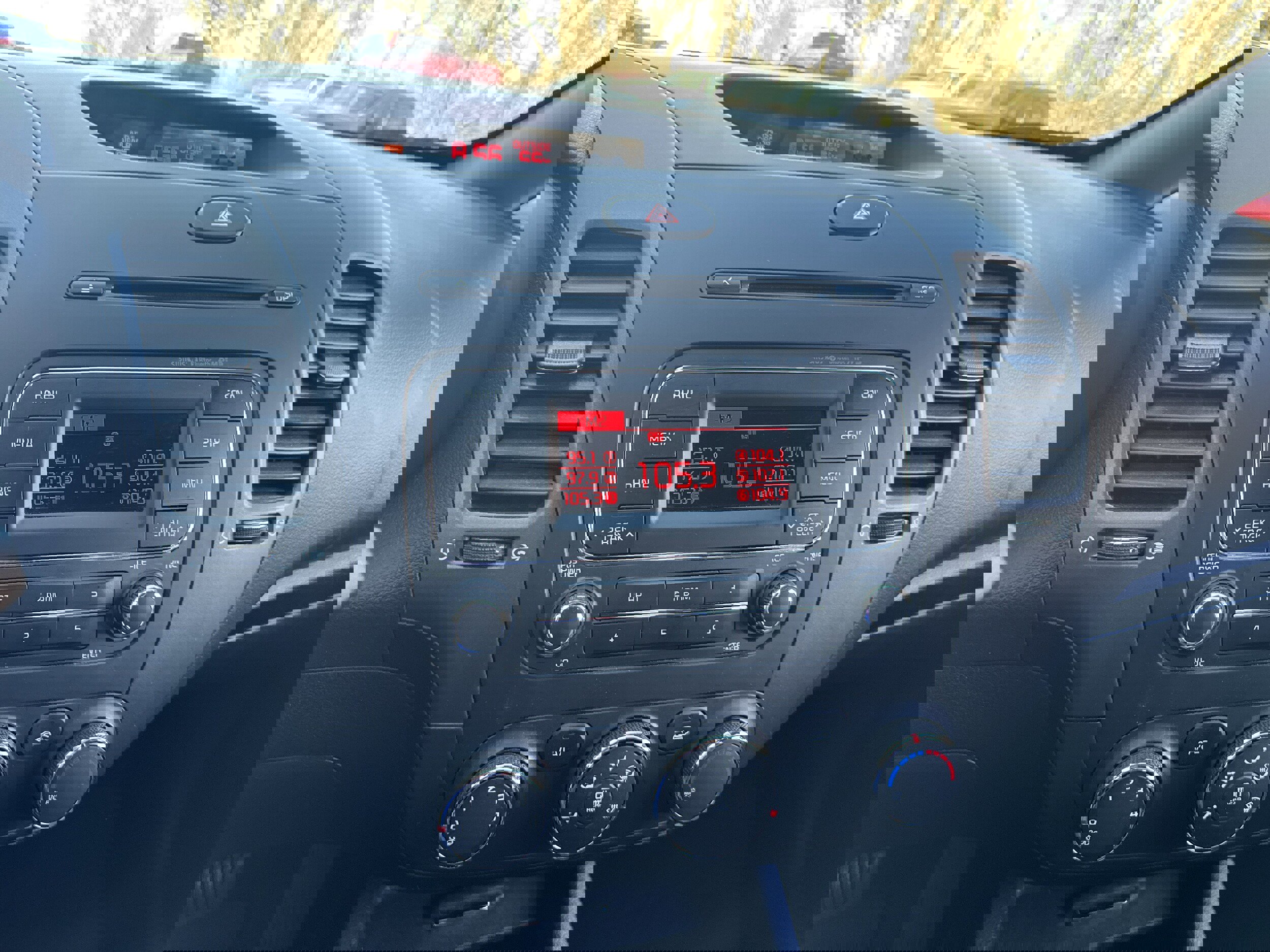 Used 2016 Kia Forte LX image 14