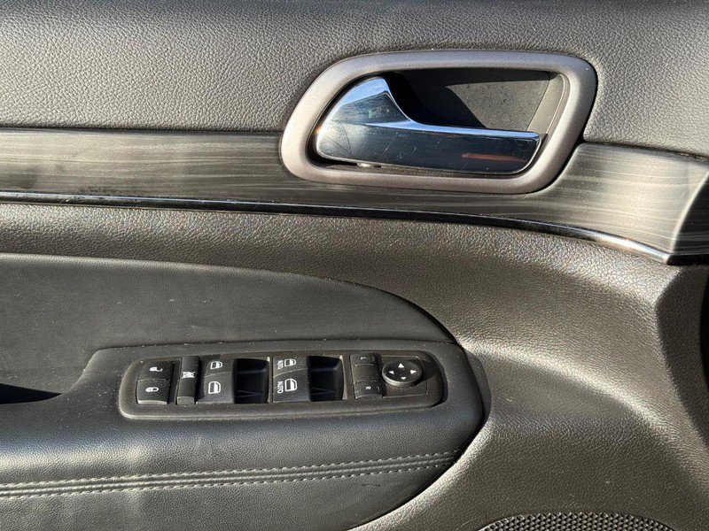 Used 2021 Jeep Grand Cherokee Limited X image 24