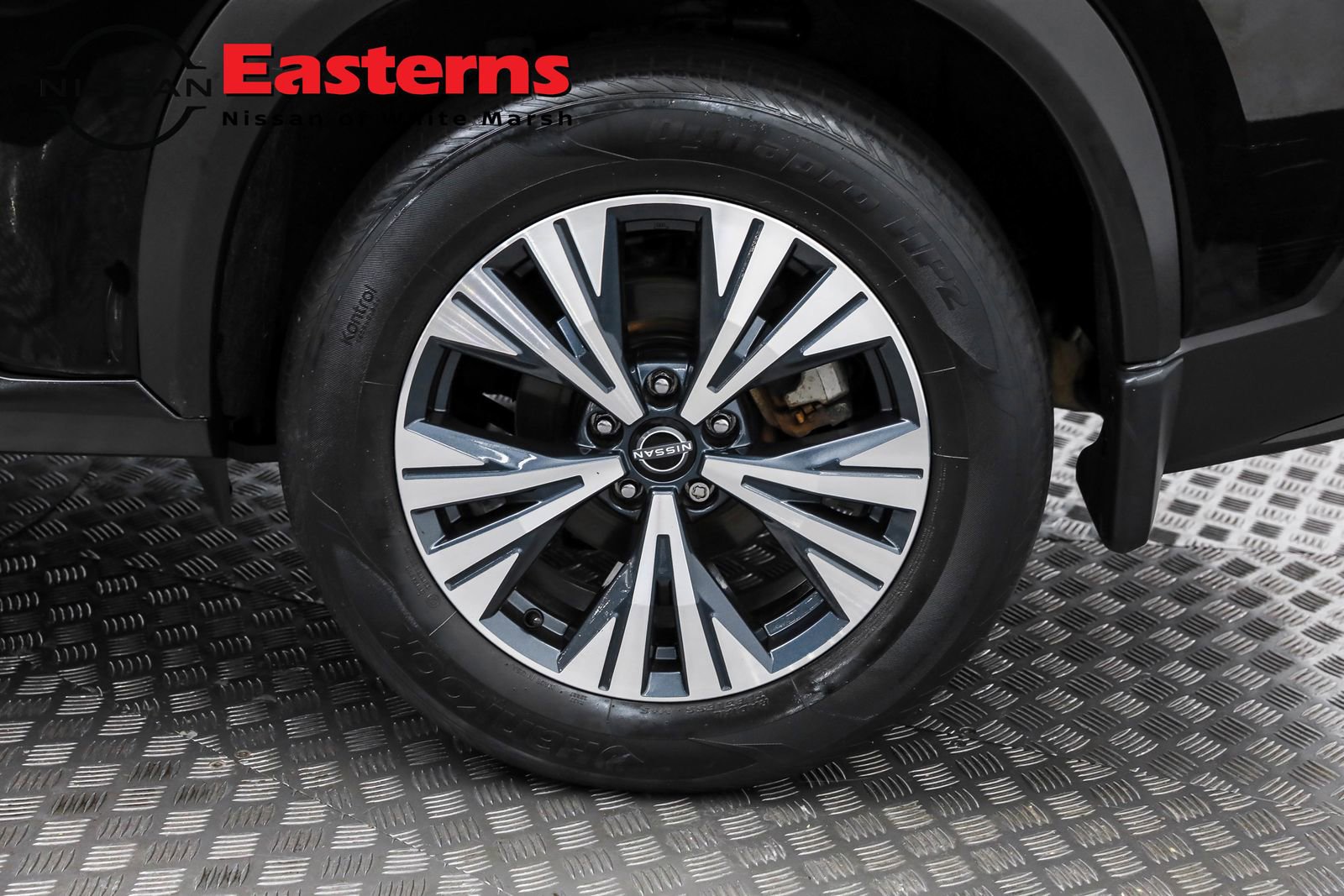 Used 2022 Nissan Rogue SV image 25