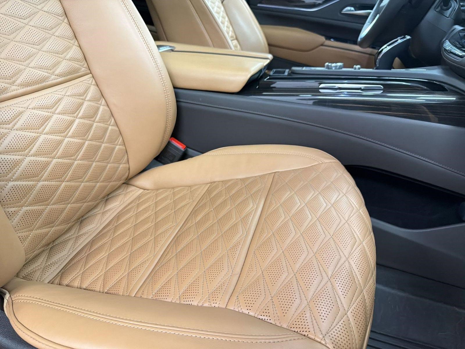 Used 2024 Cadillac Escalade ESV Sport w/ LPO, ONYX Package image 26