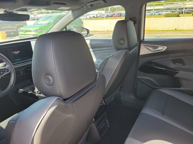 New 2025 Volkswagen ID.4 Pro S Plus AWD/4WD image 12