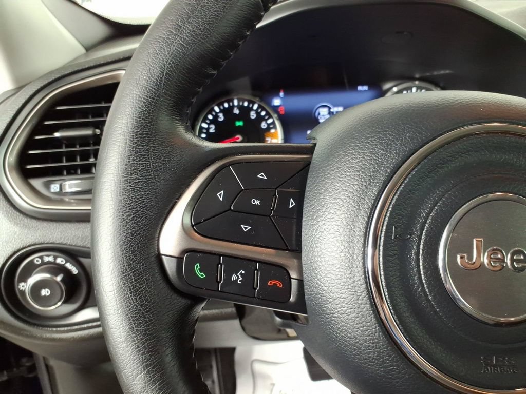 Used 2021 Jeep Renegade Limited AWD/4WD image 16