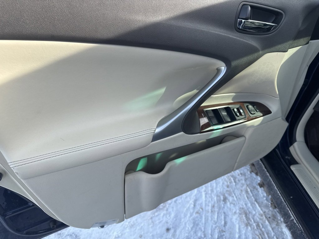 Used 2011 Lexus IS 350 AWD w/ Preferred Accessory Package image 25