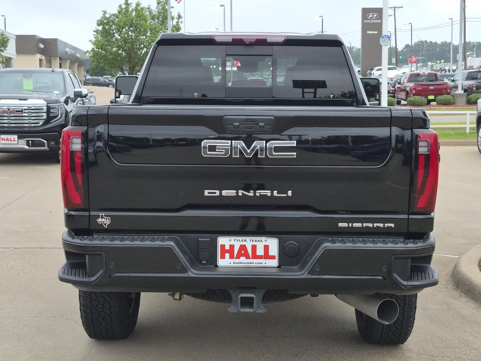 Used 2024 GMC Sierra 2500 Denali Ultimate w/ Max Trailering Package AWD/4WD image 6
