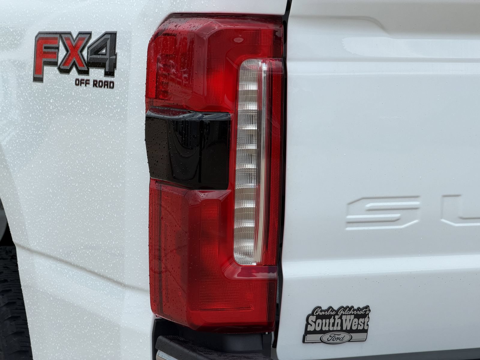 Used 2025 Ford F250 Lariat w/ Lariat Ultimate Package AWD/4WD image 13