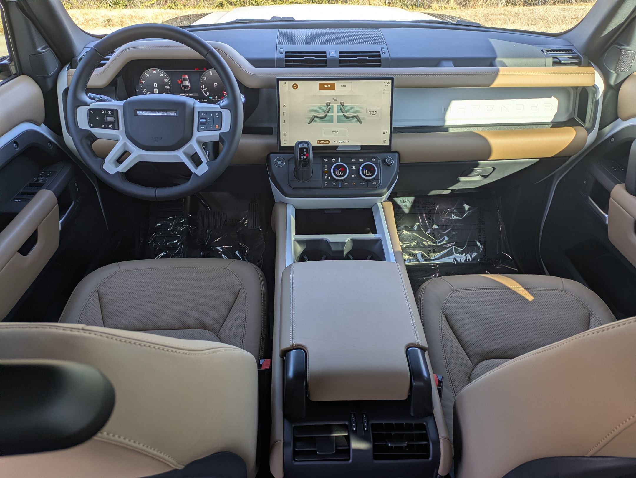 New 2026 Land Rover Defender 110 X-Dynamic SE image 25