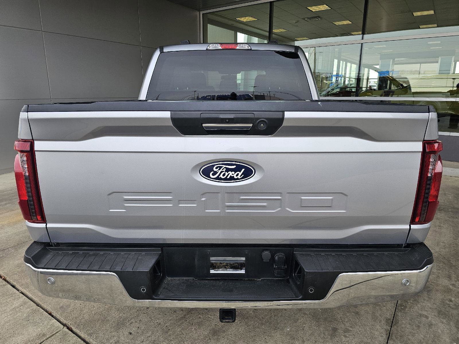 Used 2024 Ford F150 XLT w/ Mobile Office Package image 4