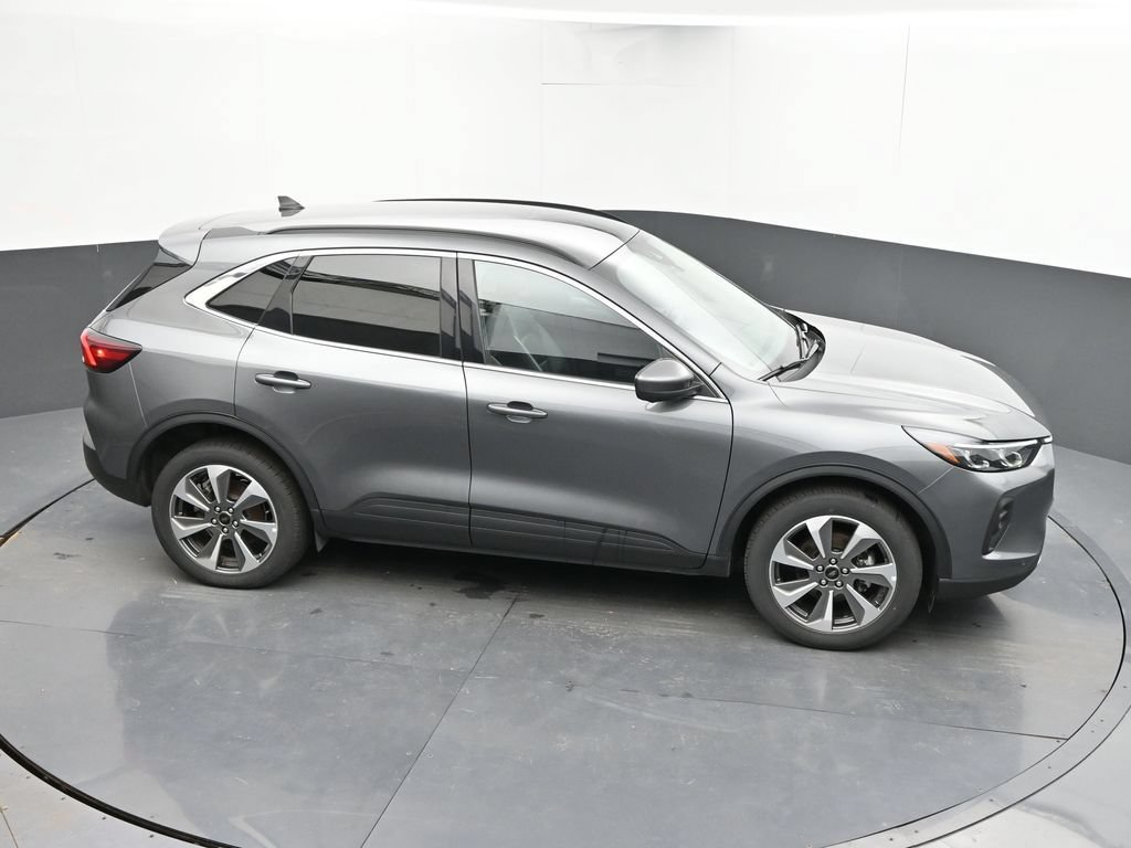 Used 2024 Ford Escape Platinum AWD/4WD image 15
